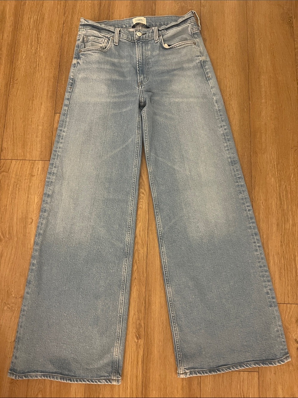 Light Wash womens Wide Leg Jeans - mid rise